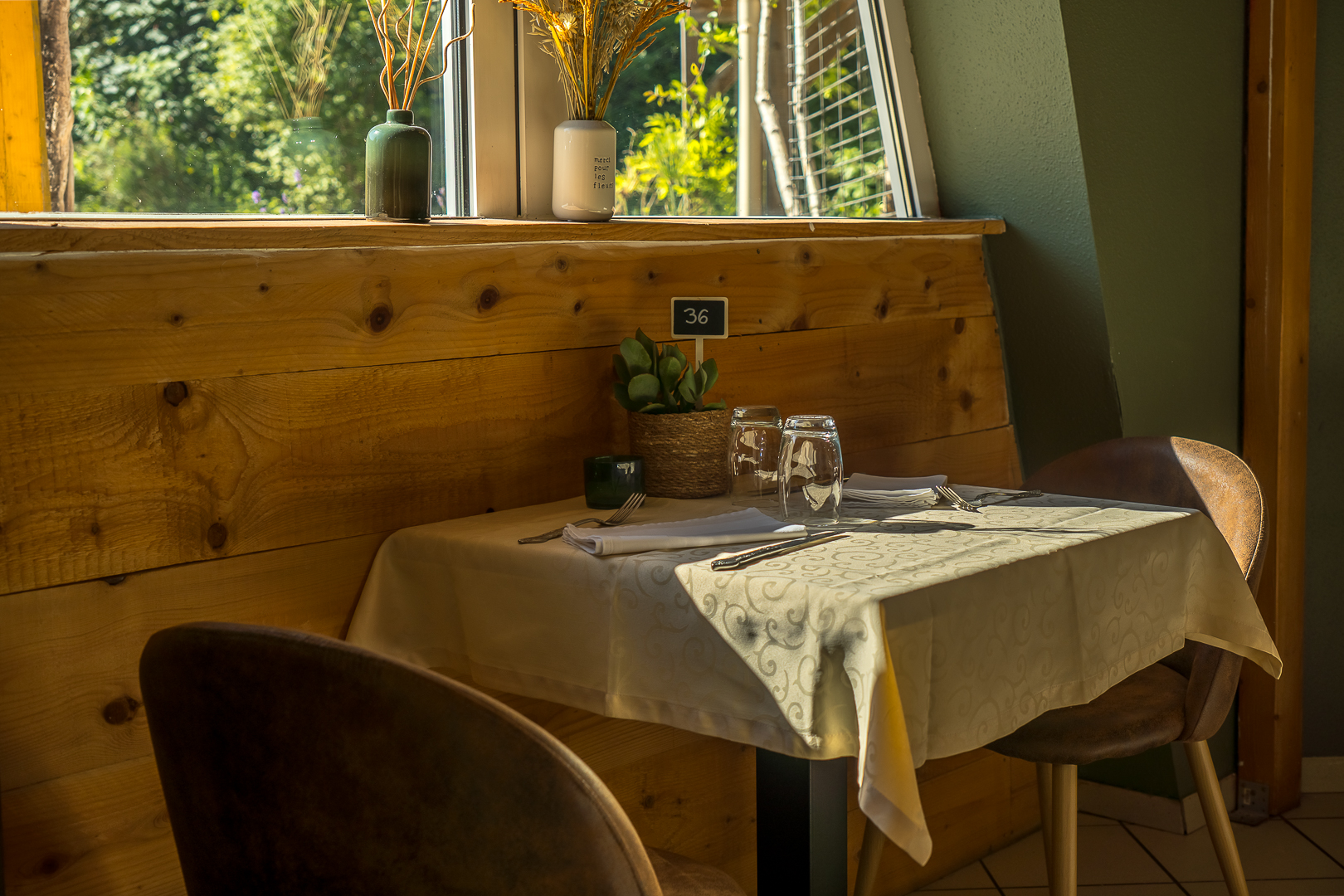 Intérieur du restaurant du camping les reflets du Val d’Argent à Sainte-Marie-aux-Mines en Alsace